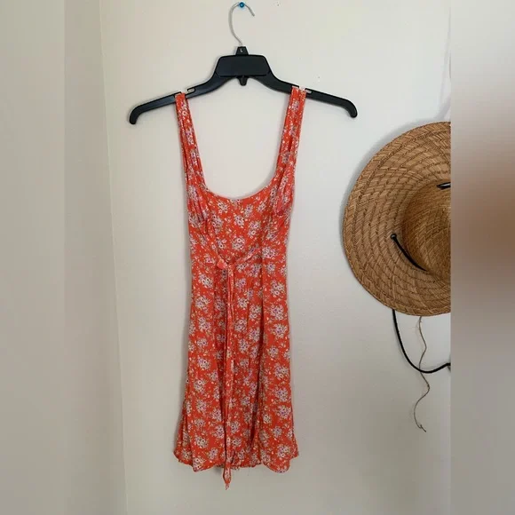 American Eagle Summer Dress - Picture 2 of 8